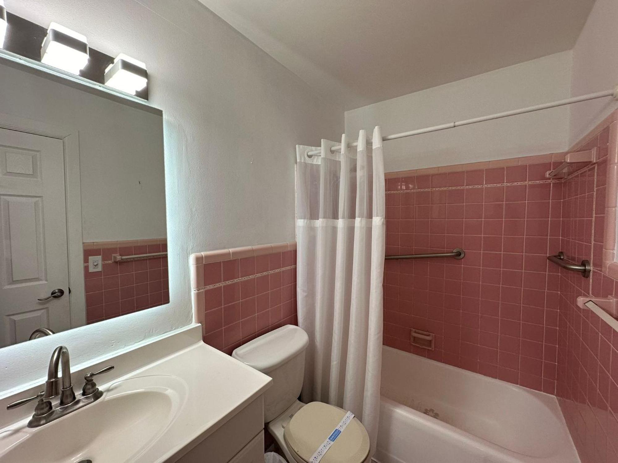 Sheridan Guesthouse ดาเนียบีช ภายนอก รูปภาพ